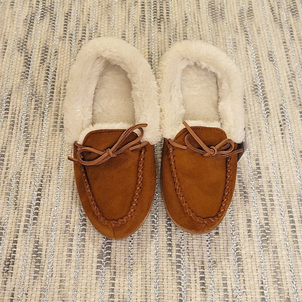 Sonoma | Womens Faux Suede Super Cozy Moccasin Slippers NWT